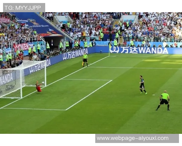 克拉斯与安郅激战正酣球迷期待精彩对决与精彩进球瞬间